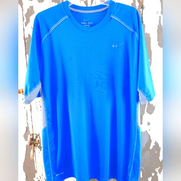 NIKE XL DRI-FIT - Picture 1 of 5